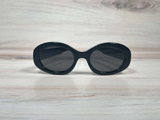 CELINE Triomphe Oval Sunglasses CL40194U Shiny Black – Essence Enclave