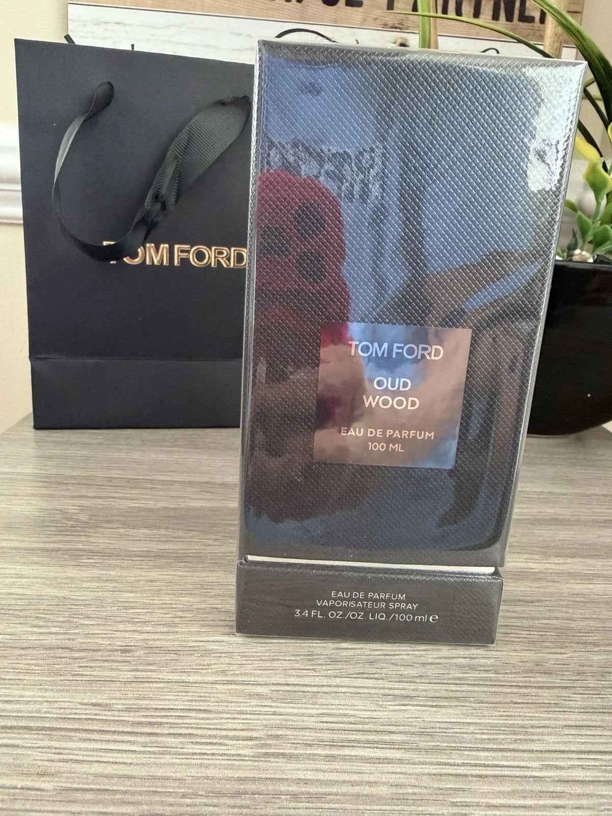 Tom Ford Oud Wood EDP 100ml Unisex – Essence Enclave