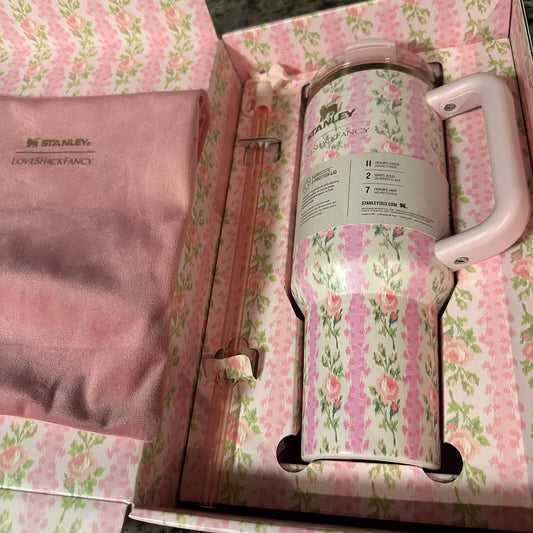 Stanley x LoveShackFancy Quencher 40oz Blooming Heirloom – Essence Enclave